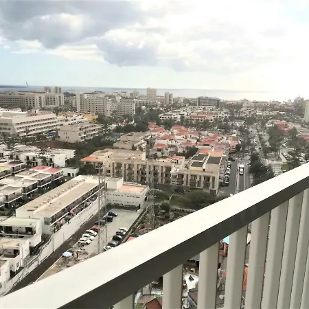 Brisa Marina En Playa De Americas